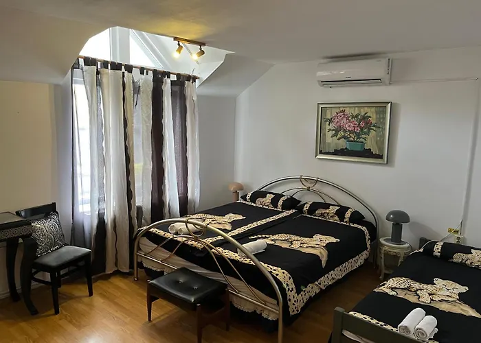 Πανσιόν Casa Italia 2 *